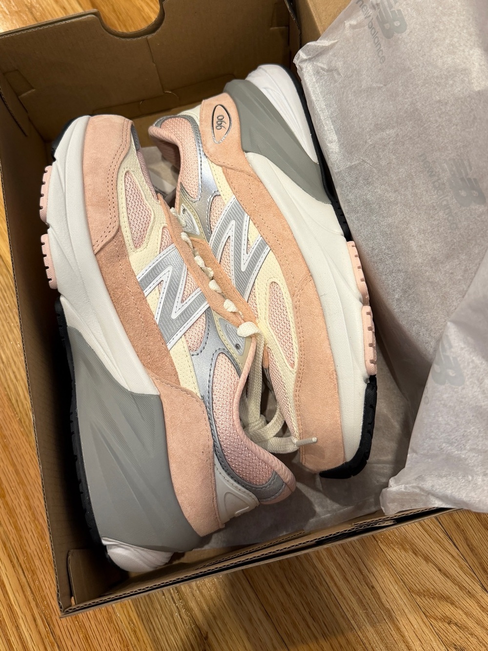 New Balance FuelCell 990v6 5.5Y/ 7W